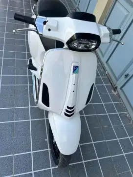 VESPA SPRINT ABS 150cc Tahun 2021