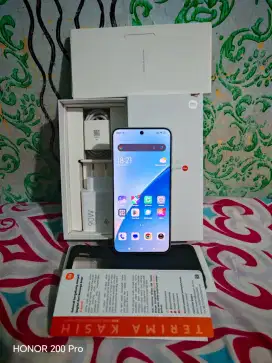 Like New Xiaomi 15 LEICA 12GB/512GB 1 BULAN PAKAI FULLSET ORI