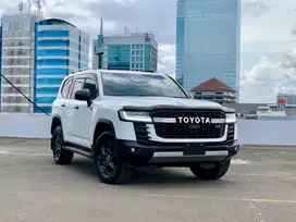 Toyota Land Cruiser LC GR Km 5rb NIK 2023 Pemakaian 2024