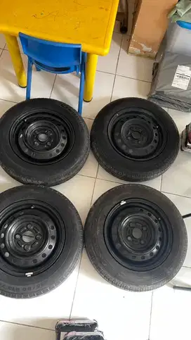 Velg R13 Plus Ban PCD 4x100 Ukuran Ban 145/80 R13 Layak Pakai