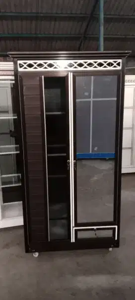 Lemari baju premium
