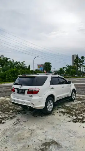 Toyota Fortuner 2011 Diesel