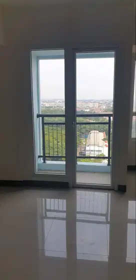 Sewa Apartemen Sentra Timur, Tower Saphire