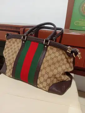Tas gucci wanita ori barang second