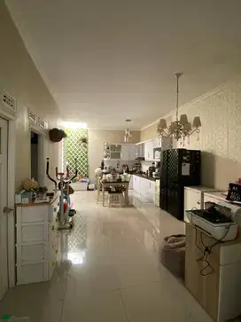 Dijual Rumah Full Renov di Area Pasteur Bandung Semi Furnished