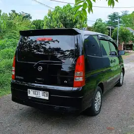 Nisan SERENA CT2012  MOBIL MEWAH BBM IRIT POOL CC 2000 pjk CM 2.6JT