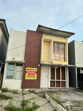Perumahan grand mahkota dekat dengan sumarecon crown gading