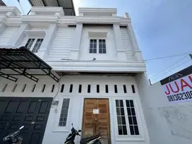 Rumah di Komplek Berjaya Palace