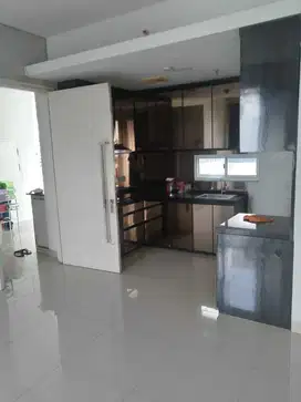 Dijual Apt. Rainbow Springs Condovillas, Type 3 BR di Gading Serpong