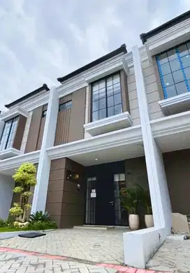Dijual rumah dekat Eastcost