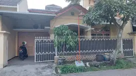 DIJUAL RUMAH SAWOJAJAR