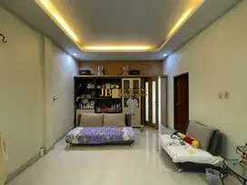Dijual Rumah Gg. Sahabat (Daerah Katamso) - Medan Kondisi Siap Huni