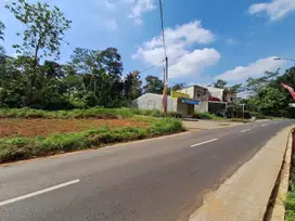 Tanah Pinggir jalan raya Mundingan cepoko Gunungpati