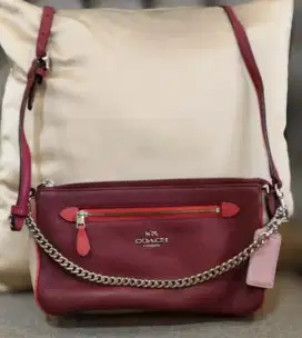 DIJUAL TAS COACH MAROON LIKE NEW BERKUALITAS