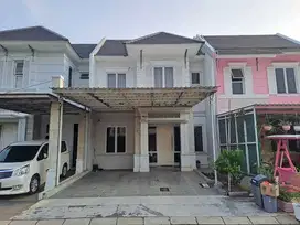 Ex Rumah Contoh, Selatan, Boulevard, di Cluster Pinewood Banjar Wijaya