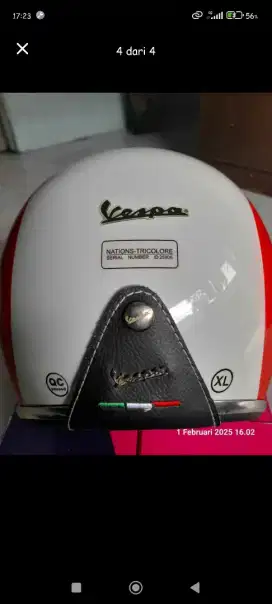 Helm Vespa baru