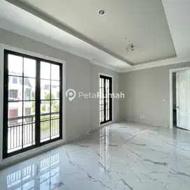 Jual rumah Komplek CItraland Helvetia