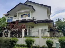 Dijual rumah bagus siap huni di taman rempoa indah