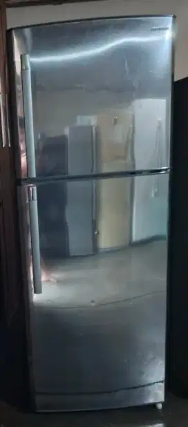 kulkas jumbo samsung 2 pintu