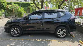 Nissan X-Trail 2015 Bensin