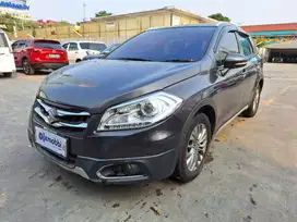 Pajak Panjang - Suzuki SX4 1.5 S-Cross Bensin-AT 2017