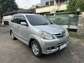 Mesin bandel Antik apaanjah G silver 2011 Xenia R Sporty 1tgn mobil mt