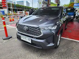 Toyota innova zenix bensin type V