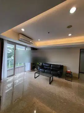 Disewakan Apartemen Royale Springhill Kemayoran 3 BR