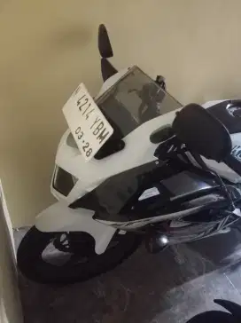 Kawasaki ninja rr 150 SE