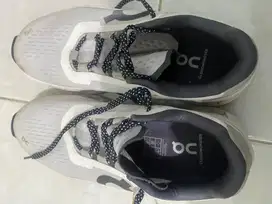 SEPATU CLOUDMOSTER ORIGINAL