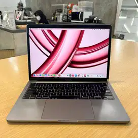 Macbook pro 2020 Touchbar - core i5 - ram 16 ssd 1tb A-VN