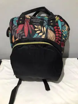 Tas travel serbaguna