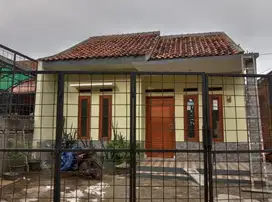 Disewakan rumah sekitar widyatama