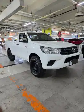 Toyota Hilux 2022 Sc 4x4 Single Cabin 4wd
