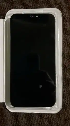 LCD IPHONE 11 
Ic removable