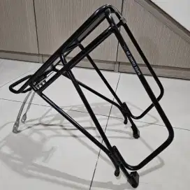 Rack pannier Topeak super tourist DX disc dan tas rockbros