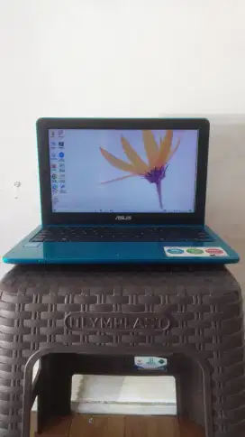 JUAL NOTEBOOK ASUS E202S RAM2GB,HDD500GB,WINDOWS10HOME,OFFICE2010