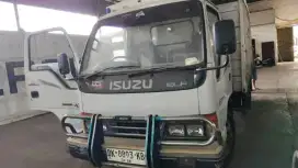 Isuzu elf 97 135PS