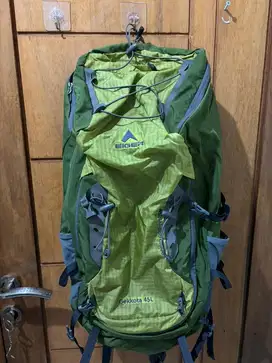 Eiger Tas Carrier 45L Gekkota Hijau
