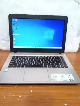 Laptop Asus x441U