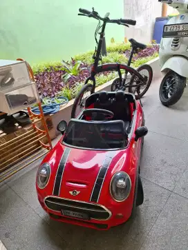 MOBIL AKI ANAK BESAR