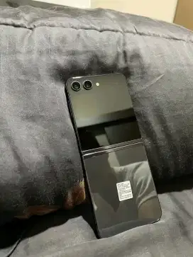 Samsung Galaxy Flip 5 8/512 5G inter