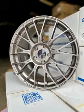 ENKEI ORI JAPAN PFM1D 18x8.5 5x114.3 ET.45 Dark Silver