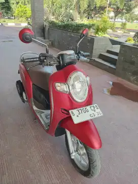 KM 16 RB HONDA SCOOPY PLAT B THN 2020
