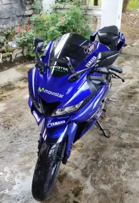 Yamaha R15 V3 low kilometer