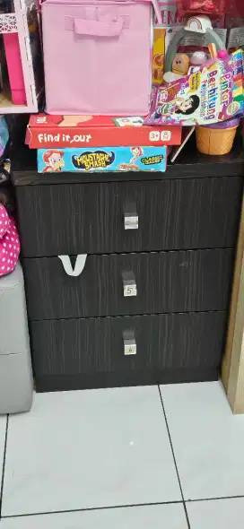 Laci drawer kayu 3 susun