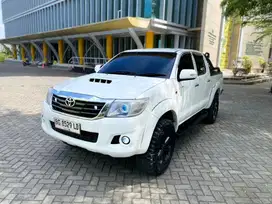 Hilux 4x4 MT Full accessories