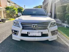 Lexus LX570 2012