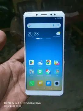 Redmi note 5,4/64GB