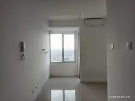 Dijual Apartement studio kosongan di Bassura city Tower B